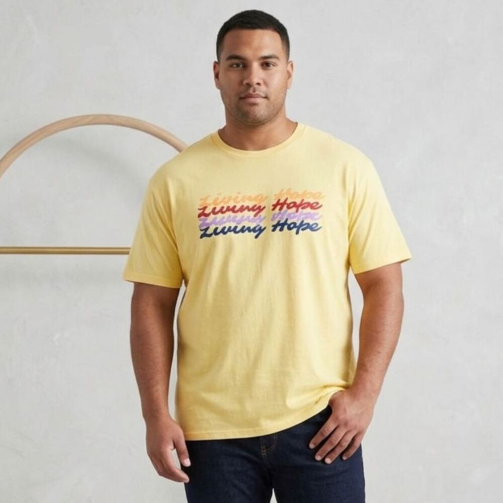 Hanes Living Hope Christian T Shirt XL Yellow Retro Graphic Tee 100% Cotton